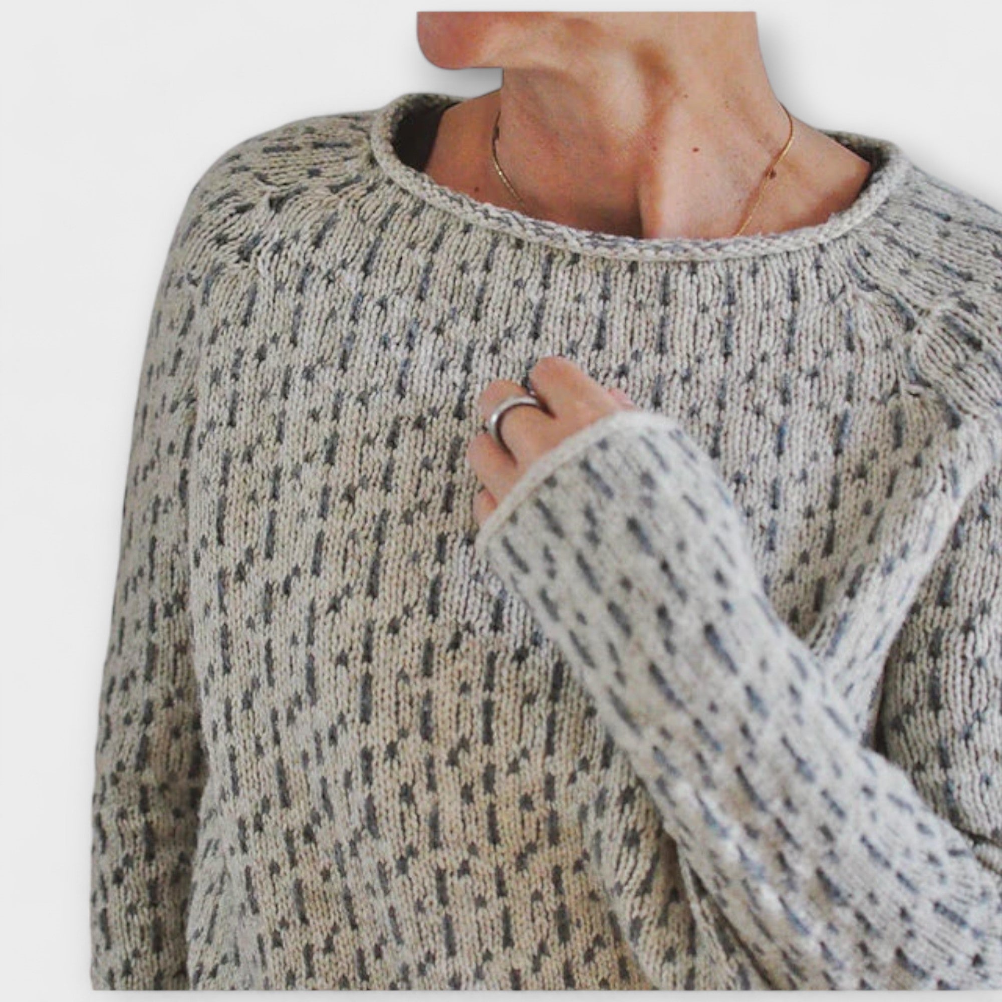 Amalie - Elegant Knitted Pullover