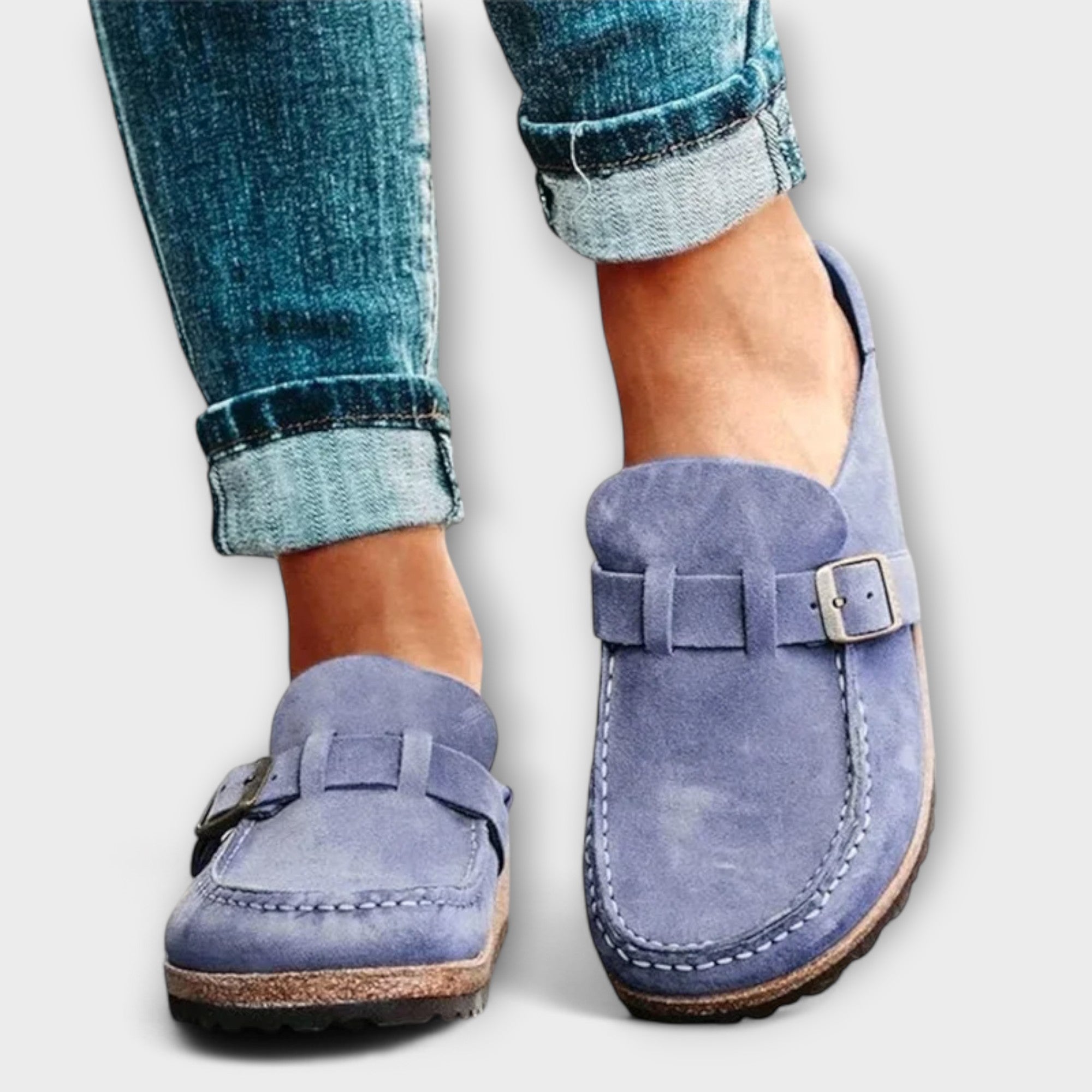 Orthopaedic ladies' shoes with elegant buckle